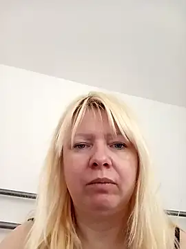 Lauri scherri online show from May 2026 07:24:02 AM
