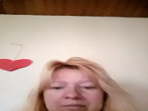 Lauri scherri online show from December 2025 11:20:02 AM