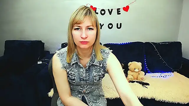 Snapshot of Incredible_Ariela chatting on March 2026 10:24:01 AM Incredible Ariela online show from March 2026 10:24:01 AM