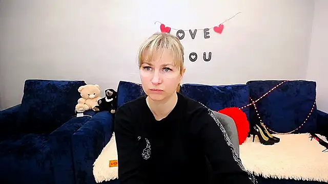 Snapshot of Incredible_Ariela chatting on April 2026 09:22:01 AM Incredible Ariela online show from April 2026 09:22:01 AM