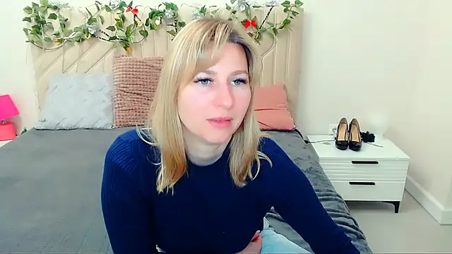Snapshot of Incredible_Ariela chatting on May 2026 06:00:01 PM Incredible Ariela online show from May 2026 06:00:01 PM