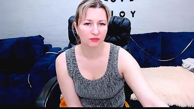 Snapshot of Incredible_Ariela chatting on December 2025 09:59:02 AM Incredible Ariela online show from December 2025 09:59:02 AM