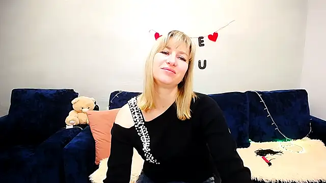 Snapshot of Incredible_Ariela chatting on March 2026 10:27:02 AM Incredible Ariela online show from March 2026 10:27:02 AM