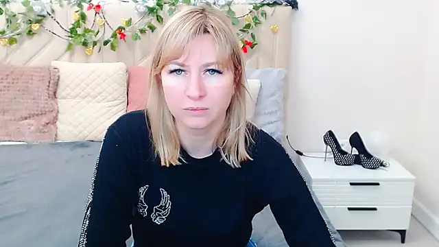 Snapshot of Incredible_Ariela chatting on March 2026 05:43:01 AM Incredible Ariela online show from March 2026 05:43:01 AM