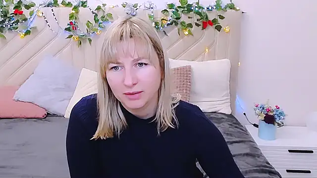 Snapshot of Incredible_Ariela chatting on November 2025 10:09:02 AM Incredible Ariela online show from November 2025 10:09:02 AM