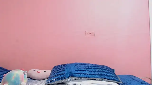 Vicky Love  online show from January 2026 11:17:02 AM