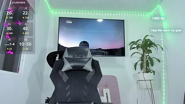 emily palmeer online show from December 2025 10:06:01 AM