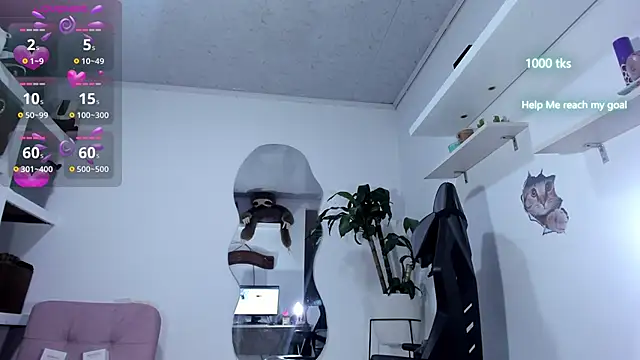 emily palmeer online show from September 2025 10:55:02 AM