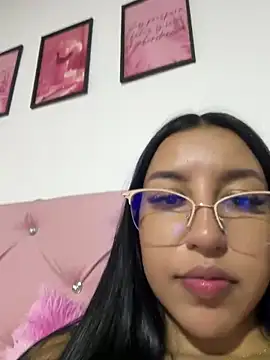 Snapshot of Tamara_Roberts1 chatting on March 2025 05:28:01 AM Tamara Roberts1 online show from March 2025 05:28:01 AM