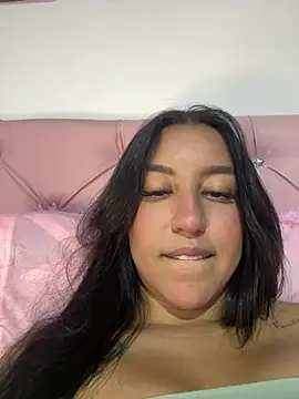 Snapshot of Tamara_Roberts1 chatting on February 2025 03:54:01 AM Tamara Roberts1 online show from February 2025 03:54:01 AM
