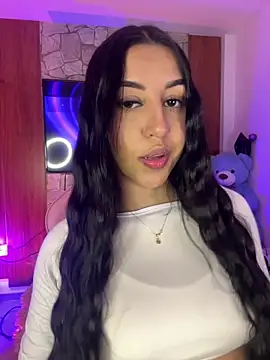 Tamara Roberts1 online show from November 2025 12:55:01 AM