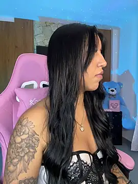 Snapshot of Tamara_Roberts1 chatting on March 2025 02:29:01 AM Tamara Roberts1 online show from March 2025 02:29:01 AM
