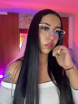 Tamara Roberts1 online show from March 2026 03:17:01 AM