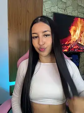 Snapshot of Tamara_Roberts1 chatting on March 2025 02:59:01 AM Tamara Roberts1 online show from March 2025 02:59:01 AM