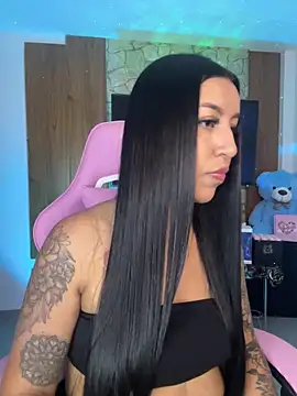 Snapshot of Tamara_Roberts1 chatting on March 2025 02:23:02 AM Tamara Roberts1 online show from March 2025 02:23:02 AM