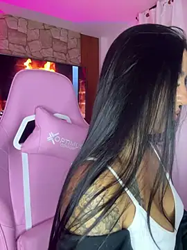 Snapshot of Tamara_Roberts1 chatting on January 2025 05:05:01 AM Tamara Roberts1 online show from January 2025 05:05:01 AM