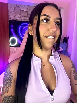 Tamara Roberts1 online show from November 2025 01:59:02 AM