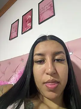 Snapshot of Tamara_Roberts1 chatting on February 2025 01:30:02 AM Tamara Roberts1 online show from February 2025 01:30:02 AM
