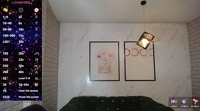 Snapshot of _Charlotte_v chatting on March 2025 05:41:02 PM Charlotte v online show from March 2025 05:41:02 PM