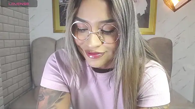  Charlotte v online show from April 2026 04:30:01 AM