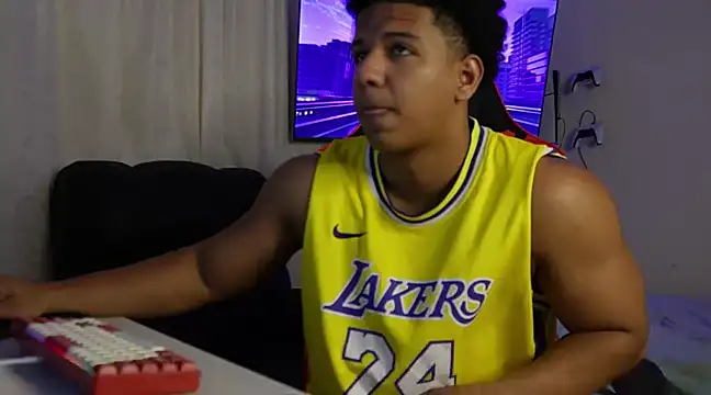 Snapshot of May_Dylan1 chatting on December 2024 01:15:02 AM May Dylan1 online show from December 2024 01:15:02 AM