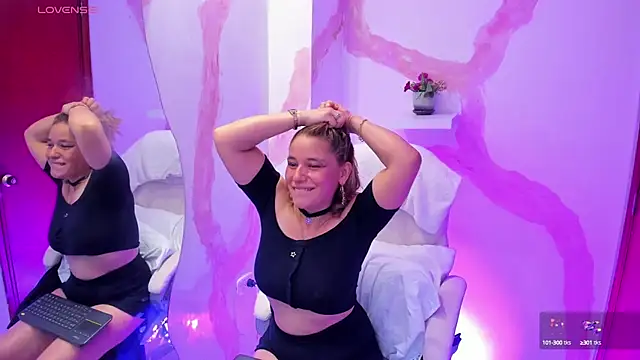 AuroraRojas online show from March 2025 06:00:01 PM