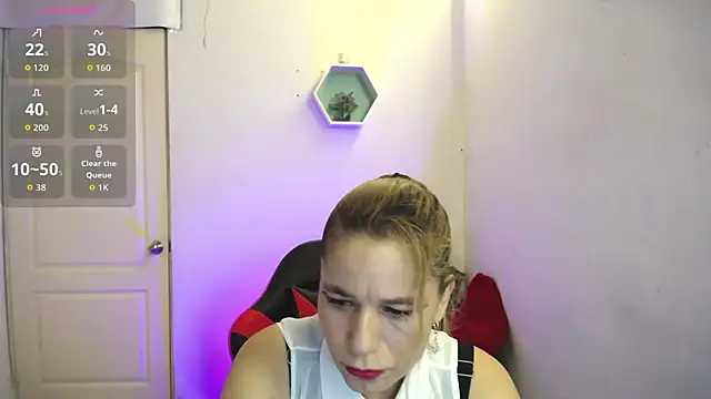 AuroraRojas online show from November 2025 11:30:01 PM