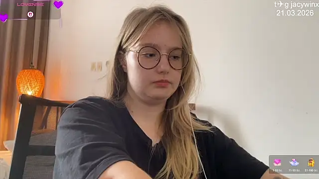 JacyWinslat online show from March 2026 12:23:01 AM