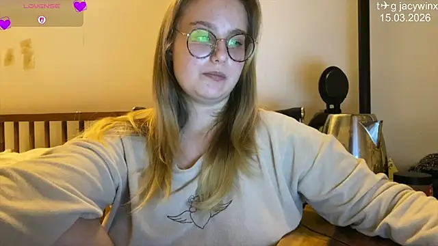 JacyWinslat online show from March 2026 05:09:02 PM