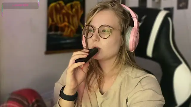 JacyWinslat online show from September 2025 10:32:02 PM