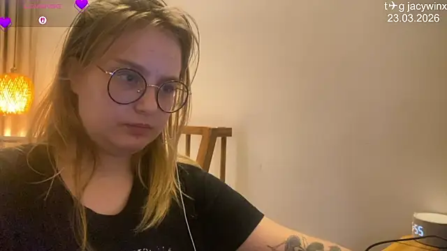 JacyWinslat online show from March 2026 03:23:01 PM