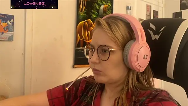 JacyWinslat online show from September 2025 09:49:01 AM