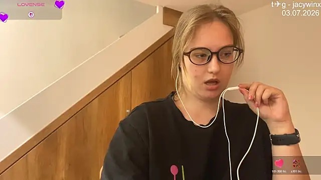 JacyWinslat online show from July 2026 09:05:02 AM
