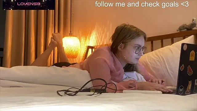 JacyWinslat online show from December 2025 11:05:01 AM