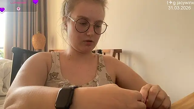 JacyWinslat online show from March 2026 09:44:02 AM