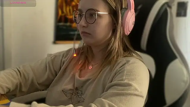 JacyWinslat online show from September 2025 10:25:01 AM