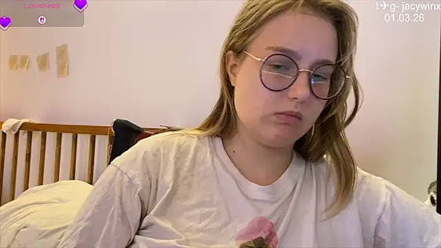 JacyWinslat online show from March 2026 12:49:01 PM