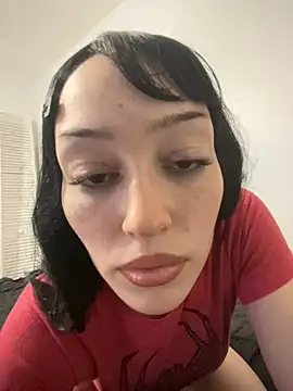 Snapshot of Pinkfairyy chatting on January 2025 12:06:01 AM Pinkfairyy online show from January 2025 12:06:01 AM