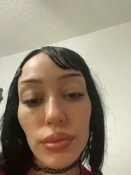 Snapshot of Pinkfairyy chatting on January 2025 03:09:02 AM Pinkfairyy online show from January 2025 03:09:02 AM