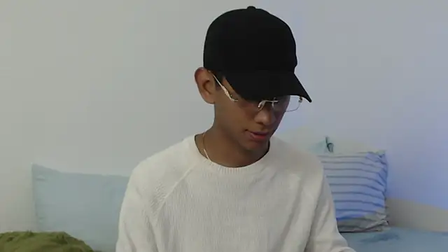 Nick Collins18 online show from October 2025 08:30:02 PM