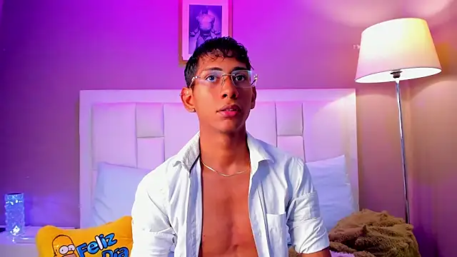 Nick Collins18 online show from February 2026 11:59:02 PM