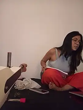 Snapshot of Sahana_Ashiika chatting on April 2026 09:38:01 PM Sahana Ashiika online show from April 2026 09:38:01 PM