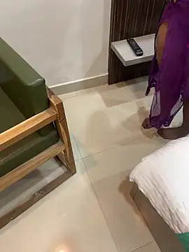 sexy-bu online show from December 2025 01:17:02 PM