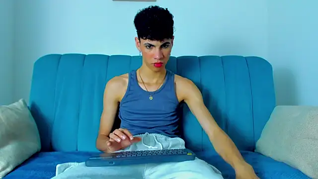NeoRaptis online show from March 2025 09:26:02 PM