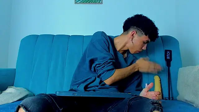 NeoRaptis online show from March 2025 04:02:02 AM