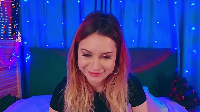 Snapshot of AlinaWalters chatting on December 2025 08:06:02 PM AlinaWalters online show from December 2025 08:06:02 PM