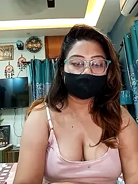 Cute-mona online show from April 2026 10:44:02 AM