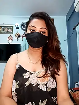 Snapshot of Cute-mona chatting on March 2025 07:43:02 PM Cute-mona online show from March 2025 07:43:02 PM