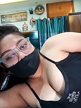 Cute-mona online show from April 2026 10:26:02 PM