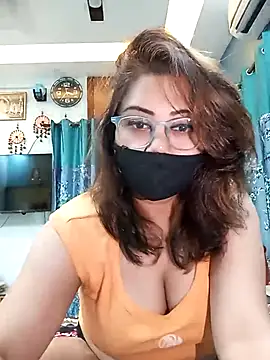 Snapshot of Cute-mona chatting on September 2025 10:11:02 AM Cute-mona online show from September 2025 10:11:02 AM